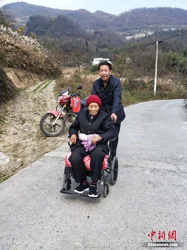 模拟农场22作物卡住怎么办